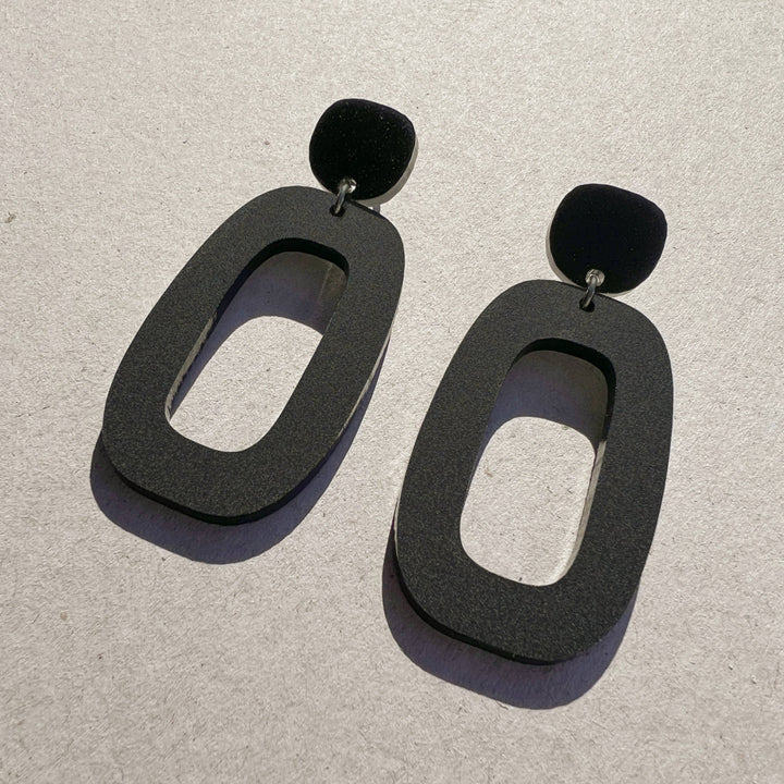 RILEY Dangle Matte Black Earrings