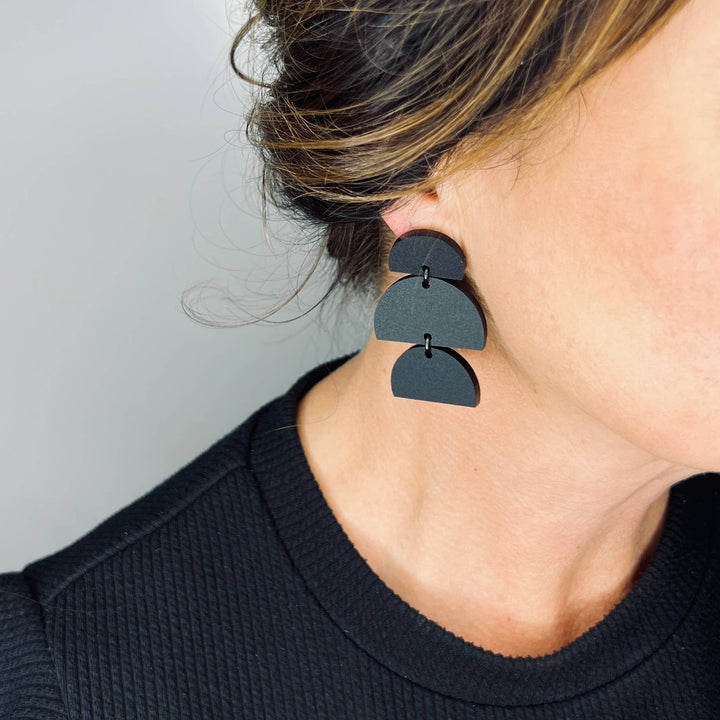 Izzy - Matte Black Dangle Earrings