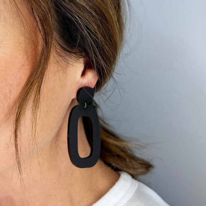 RILEY Dangle Matte Black Earrings