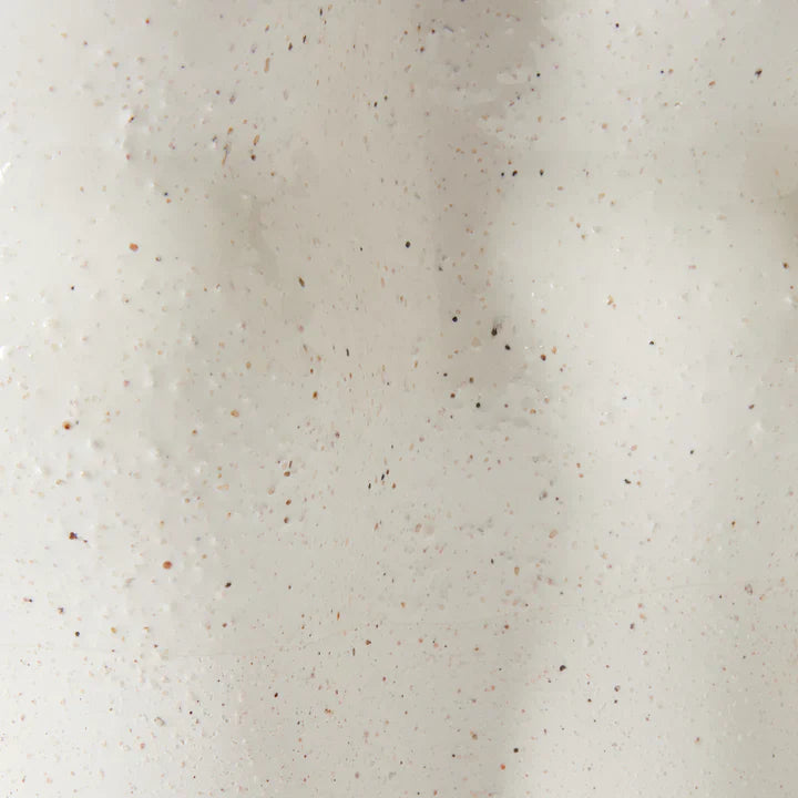 August Wavy Cream Vase