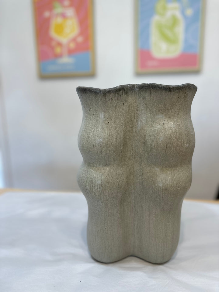 August Wavy Mineral Vase