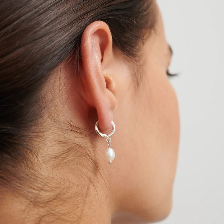 Daphne Silver Plated Pearl Earrings