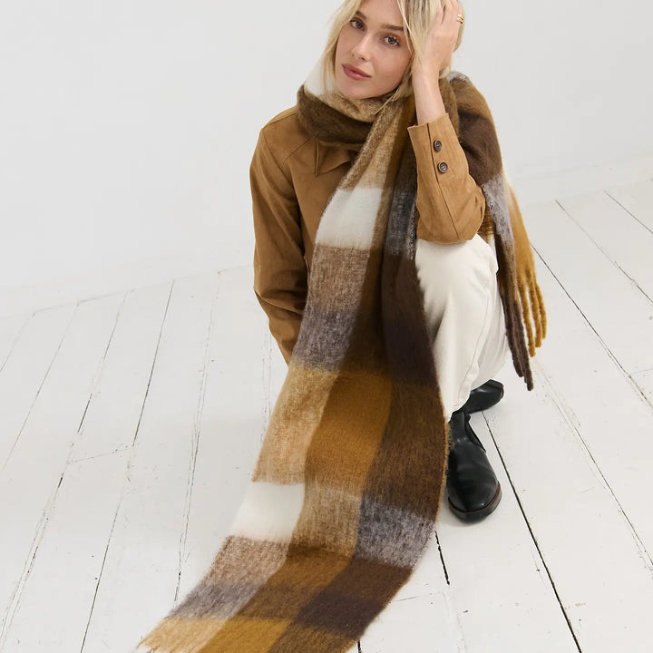 Dijon Checkered Fluffy Scarf