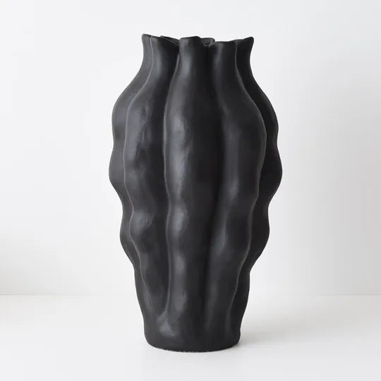 Eudora Vase Black