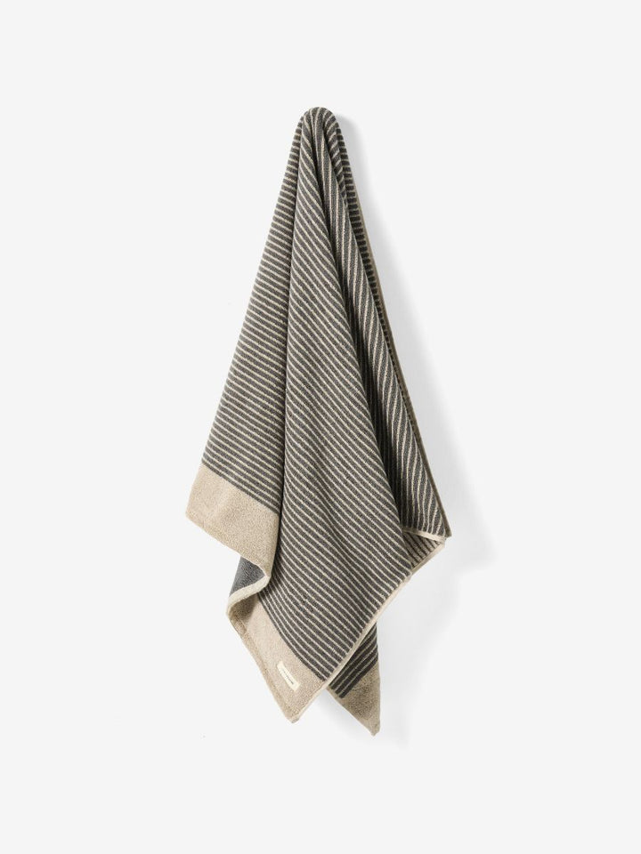 Inverloch Shadow Bath Towel