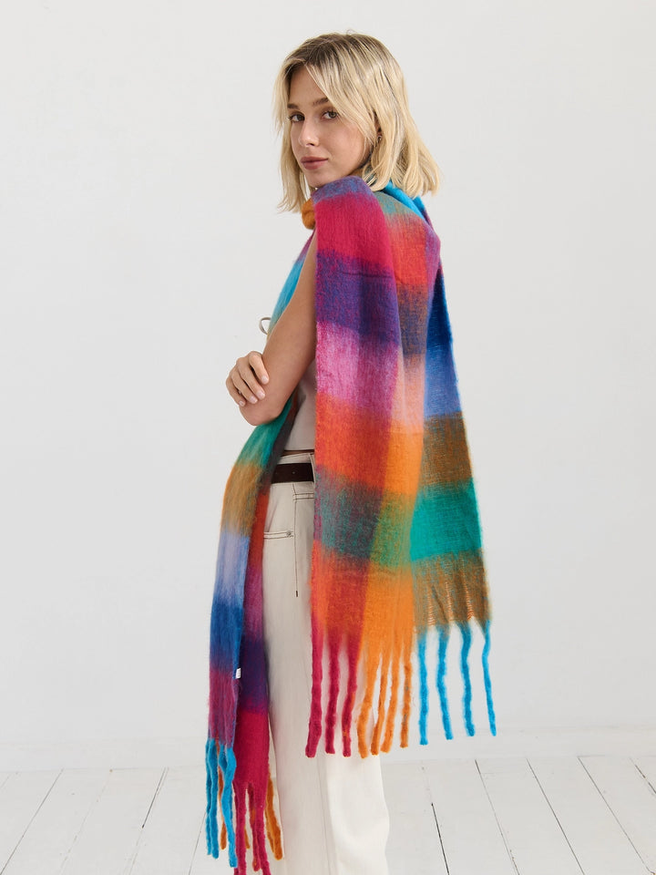 Mari Checkered Fluffy Scarf