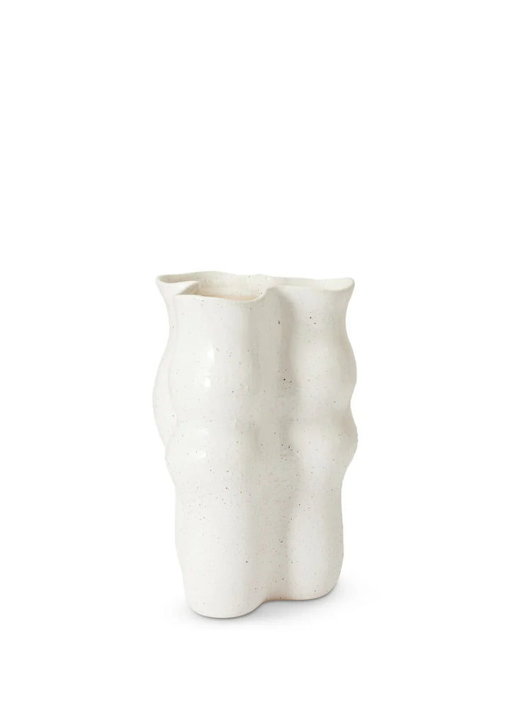 August Wavy Cream Vase