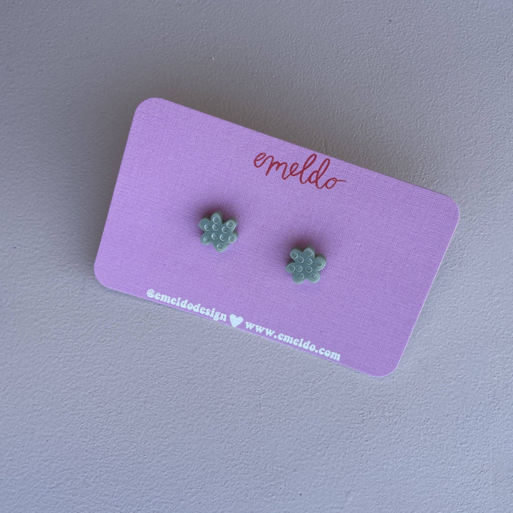 Flower Studs // select colour: Silver mirror