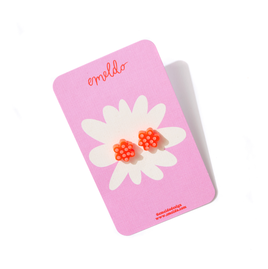 Flower Studs // select colour: Pink