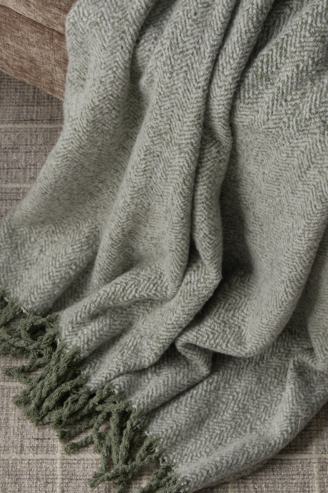 Alba Faux Mohair Throw - Sage Green