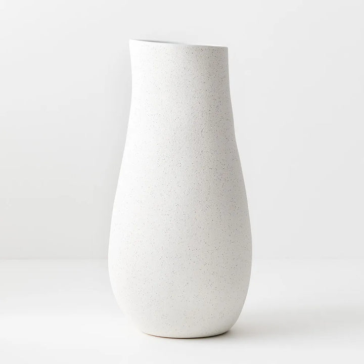 Mona Vase