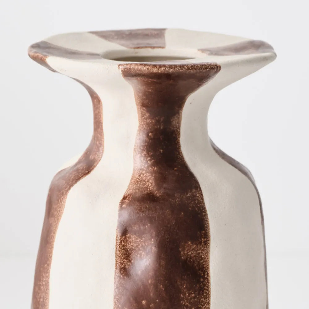 Oreio Vase