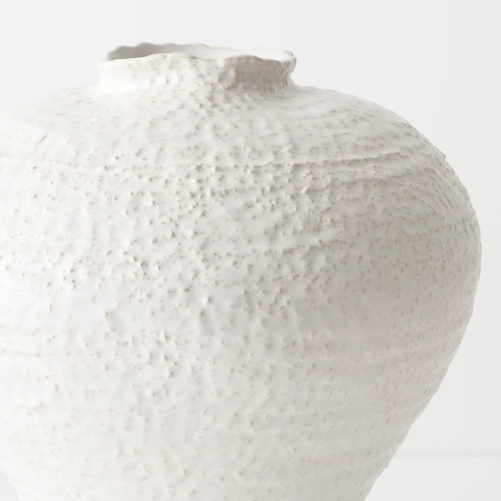 Pyra Vase