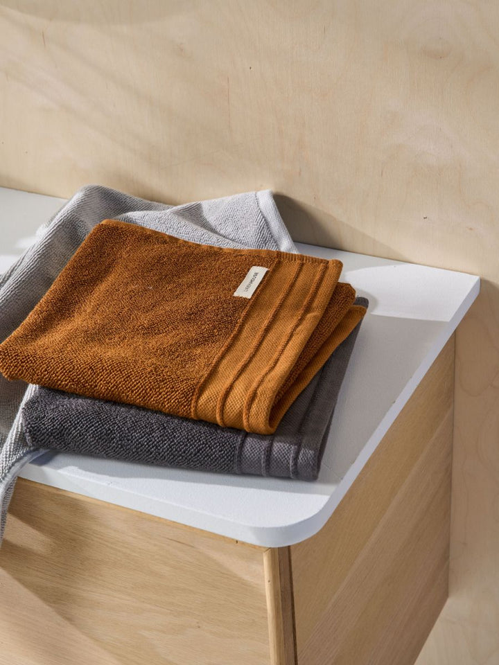 Marley Bath Towel - Rust